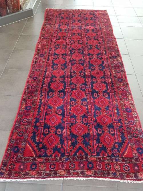 BEAUTIFUL SECOND HAND HAMADAN CARPET 330 x 155 cm