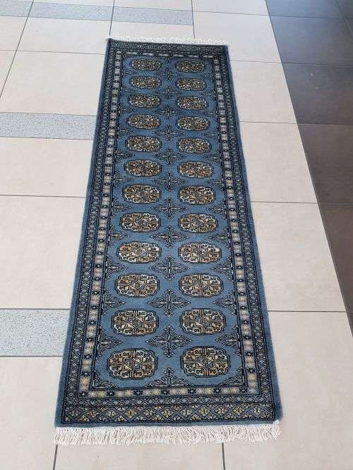 FINE QUALITY BUKHARA PERSIAN CARPET 179 X 64cm
