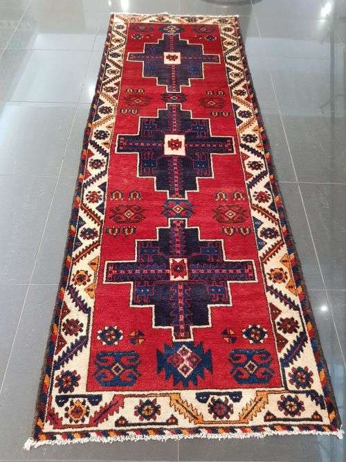 FINE QUALITY HAMADAN RUNNER 285 X 100 cm