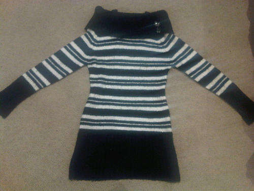 Gorgeous striped warm jersey dress from XOGO, one size