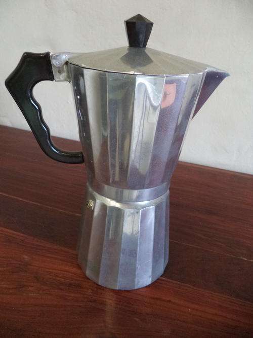 LARGE ALUMINIUM PERCULATER - ADD THIS TO YOUR CAMPING EQUIPMENT