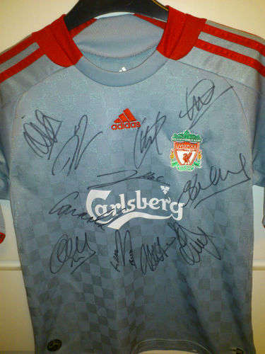 LIVERPOOL FOOTBALL SHIRT HAND SIGNED BY 11 PLAYERS WITH COA