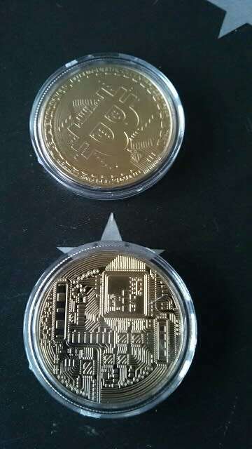 1PC Gold Plated Bitcoin Coin - Collectible Gift BTC Coin (Physical Souvenirs)