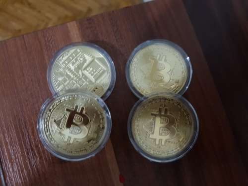 10Pcs Gold Plated Bitcoin Coin - Free Shipping