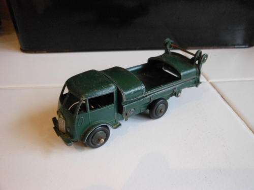 FRENCH DINKY TOY ---REFUSE WAGON MISSING A PIECE!