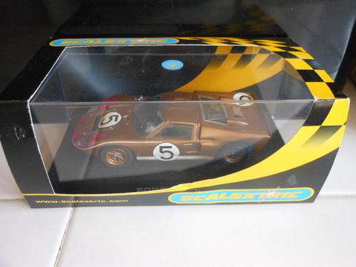 SCALEXTRIX --FORD GT 40--LIKE NEW!!!!
