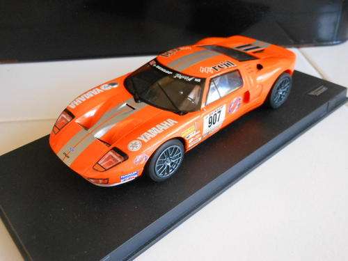 SCALEXTRIC--- FORD GT -- EXCELLENT  CONDITION.