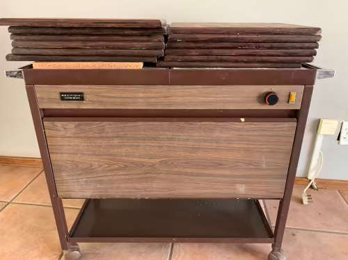 Westpoint Electric Butler (10 x Pine Wood serving boards inlcuded)