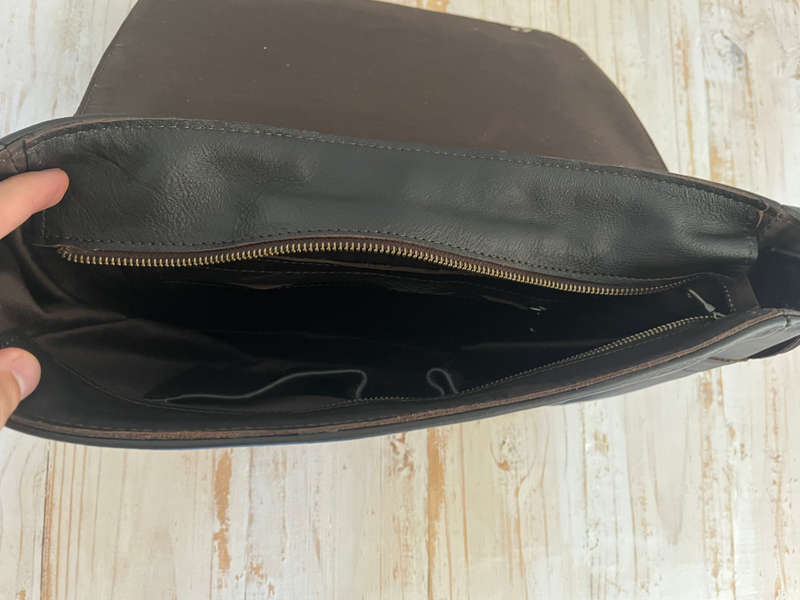 King Kong Genuine Leather Laptop Messenger Bag on CRAZY R1 AUCTION!!!  No Reserve!!