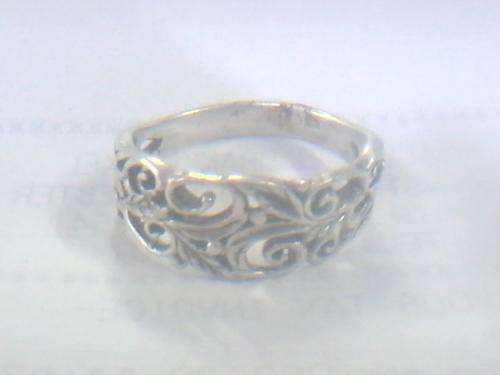STERLING SILVER VINTAGE RING