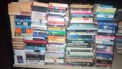 Books.Bulk Lot (1,000)