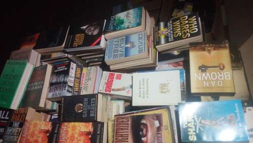 Books.Bulk Lot (1,000)