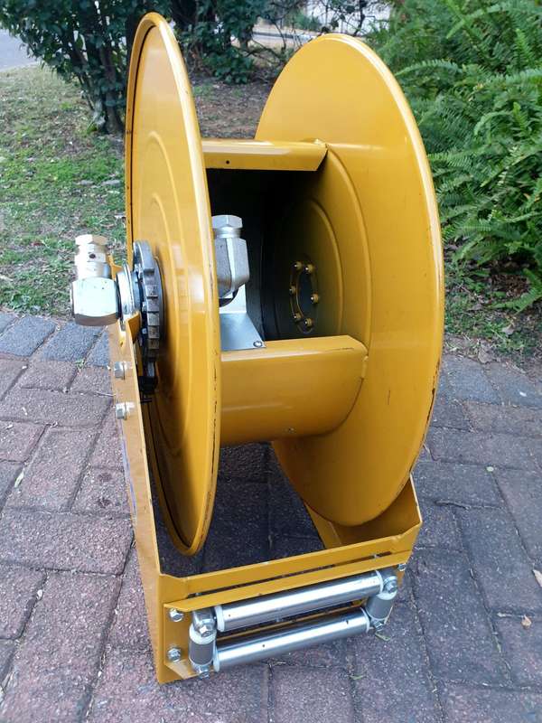 Graco (BARE HOSE) HD Series Pneumatic/ Fuel/Water Spring-Driven