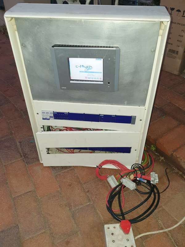 Clipsal C-touch Spectrum Colour Screen Controller