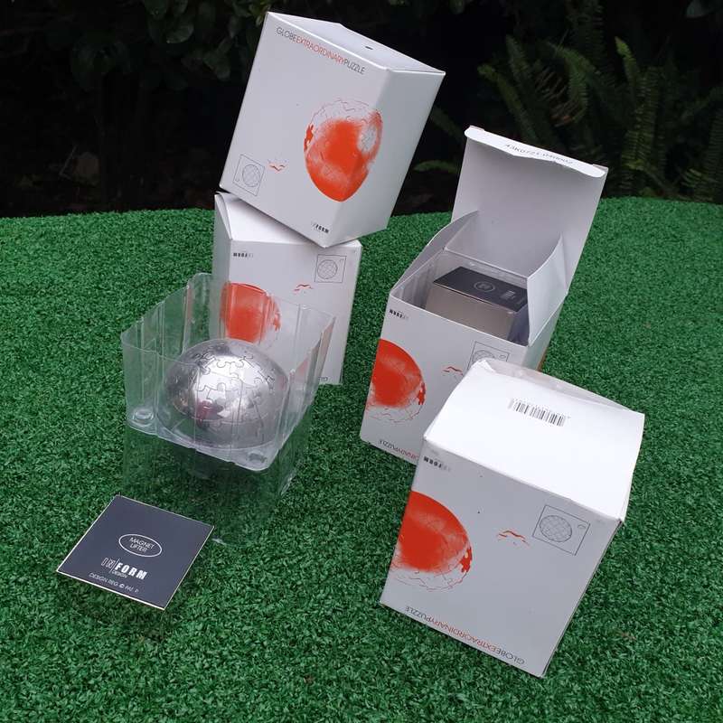 UNBOXED Globe Extra-Ordinary Puzzle