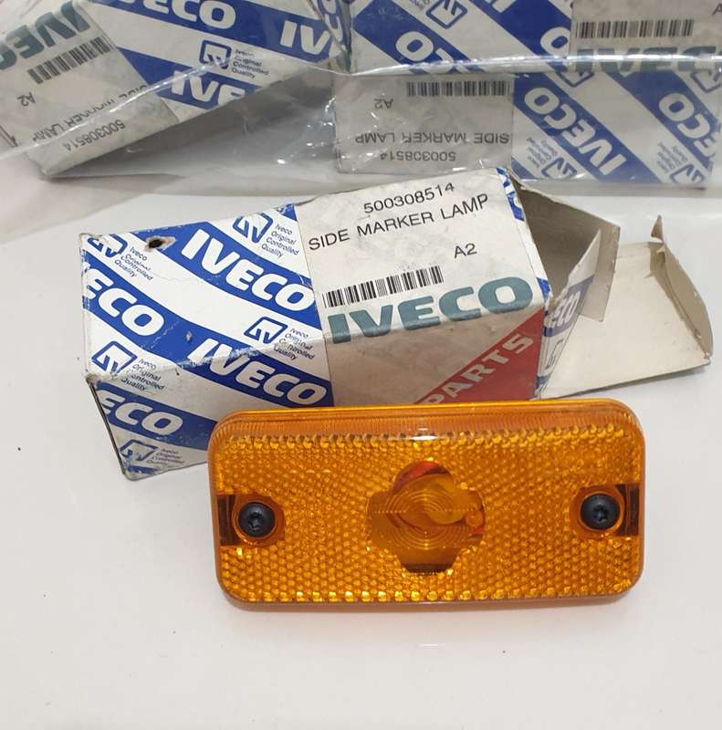 UNUSED  Iveco Stralis Truck Side Marker Lamp 500308514  (BID PER PIECE)!!!