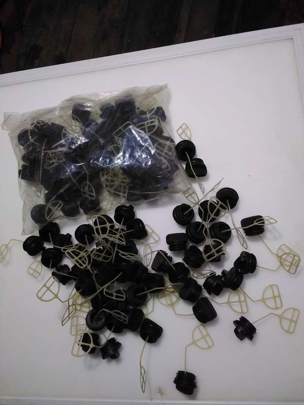 UNUSED Bush Cutter Petrol Caps (BID PER PIECE)!!!