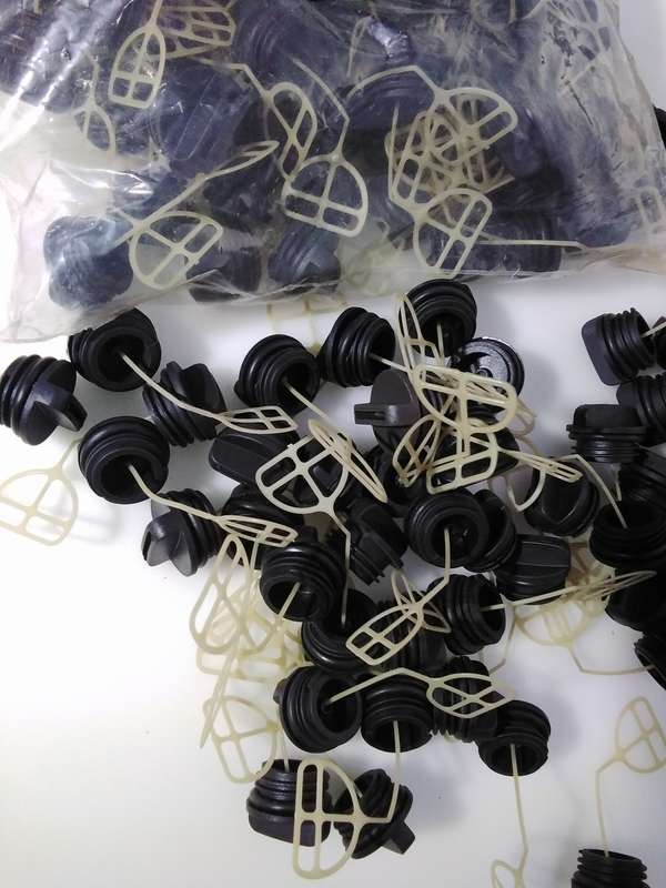 UNUSED Bush Cutter Petrol Caps (BID PER PIECE)!!!
