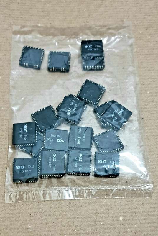 600v 3-Phase Gate Driver IC IR2132J With Over-current Protection And Fault-Reporting. Bid Per Piece