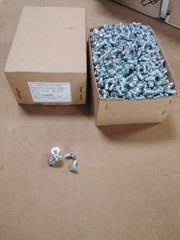 100x Multi-Purpose Zinc-plated Slot Machine Screws (BID PER PACK Of 100x)!!!