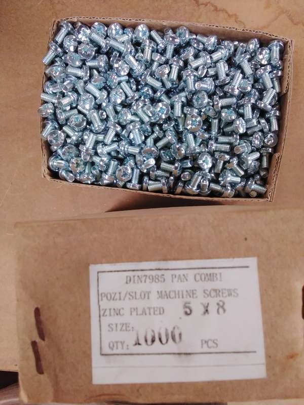 100x Multi-Purpose Zinc-plated Slot Machine Screws (BID PER PACK Of 100x)!!!
