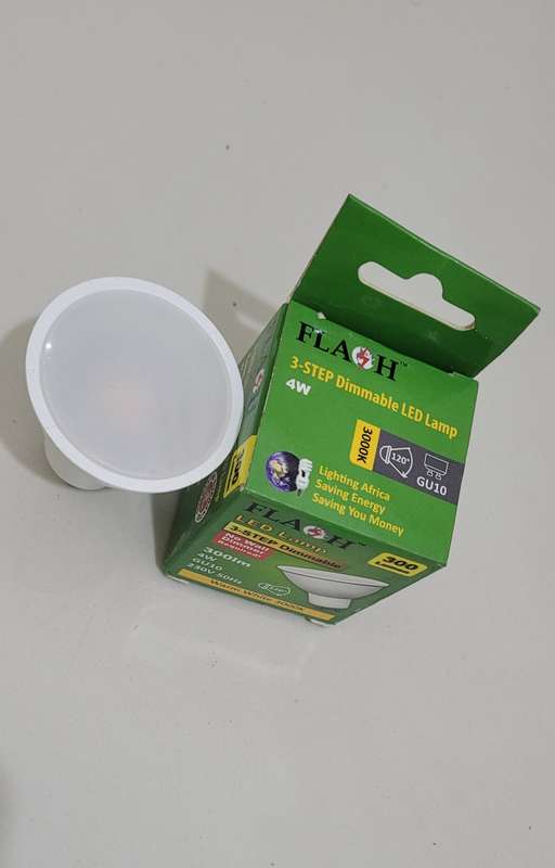 3-Step DIMMABLE FLASH 4w LED Downlights GU 10 (BID PER LOT)!!