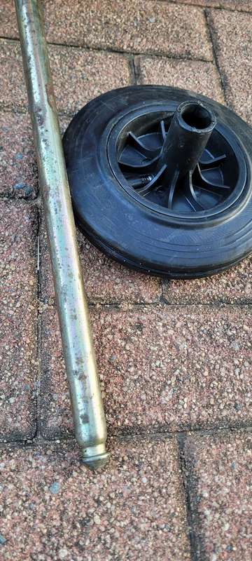 2x UNUSED Heavy Duty Dust Bin Detachable Wheels And Axle (Set)