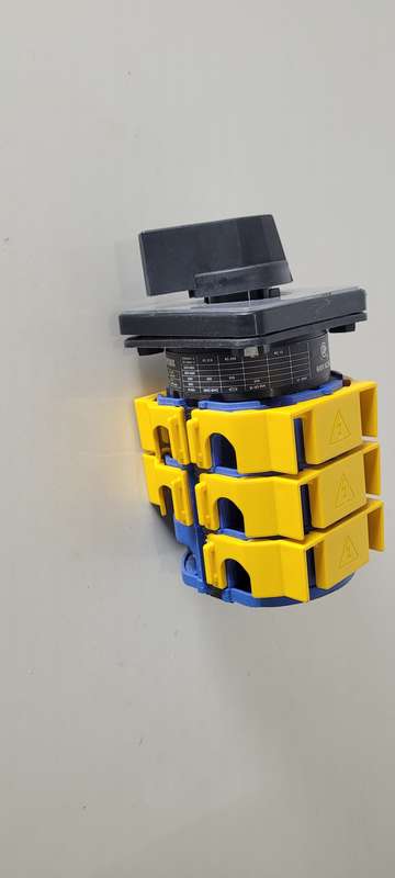 UNUSED 3-Phase 600V, 80A ROTARY CAM Change-Over Switch