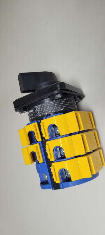 UNUSED 3-Phase 600V, 80A ROTARY CAM Change-Over Switch