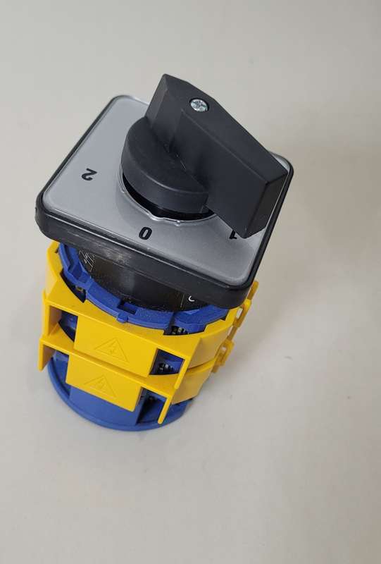 UNUSED 3-Phase 600V, 80A ROTARY CAM Change-Over Switch