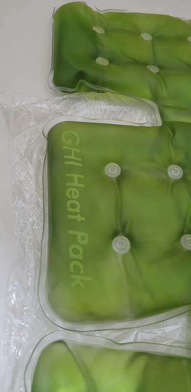 Click-Coin Heat Packs For Shoulders/Back and Strained Muscle Relief. (BID PER PIECE!!!