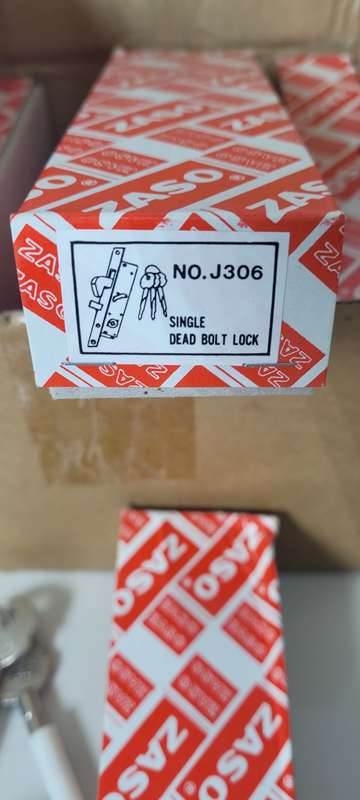 ZASO Quality Single Dead Bolt Lock, Complete With A set Of 3x Keys & Accessories.(Bid Per Piece)