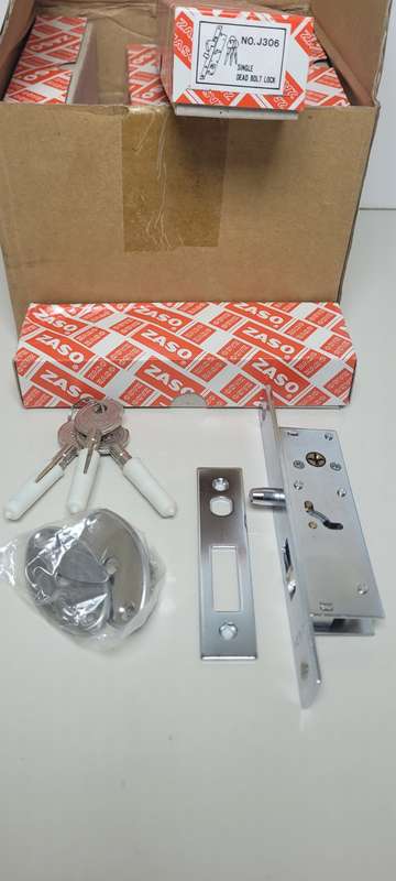 ZASO Quality Single Dead Bolt Lock, Complete With A set Of 3x Keys & Accessories.(Bid Per Piece)