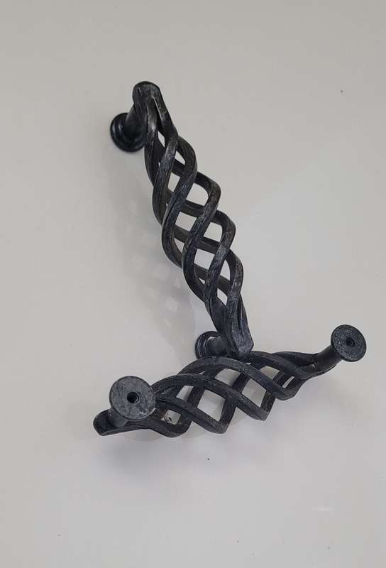 Designer 10Cm TWISTED Cabinet Drawer Handles Type 13 (Bid Per EACH Pack Of 10x)!!!