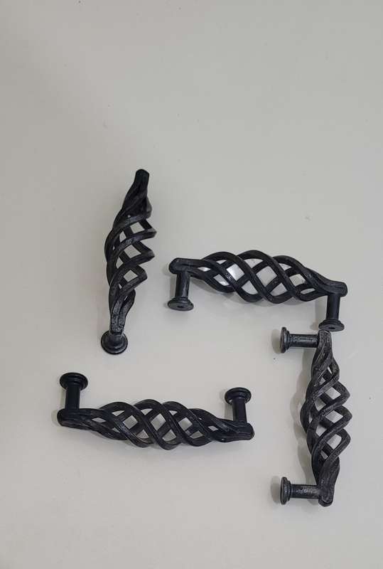 Designer 10Cm TWISTED Cabinet Drawer Handles Type 13 (Bid Per EACH Pack Of 10x)!!!