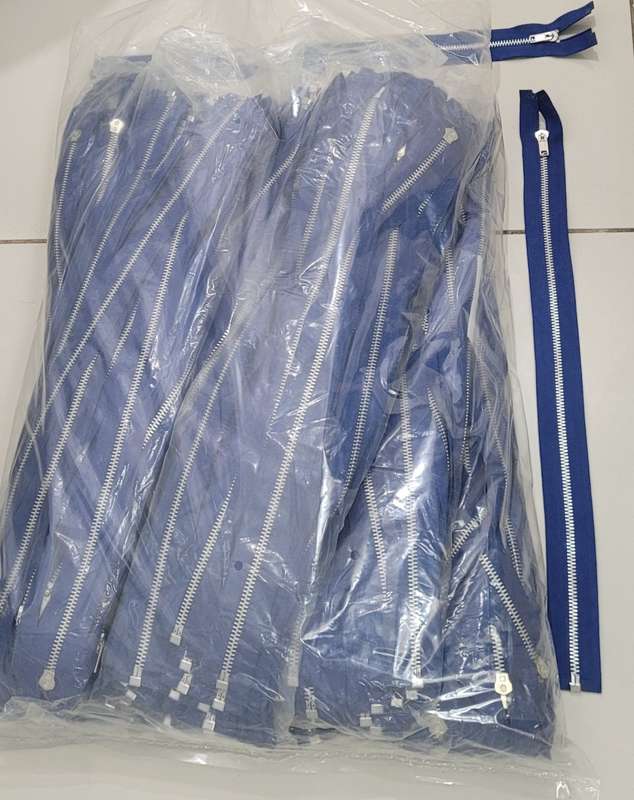 Hi-Quality Navy Metal Zips  (Bid Per Piece)