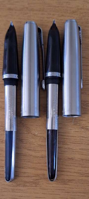 Parker 21 Fountain Pen X 2