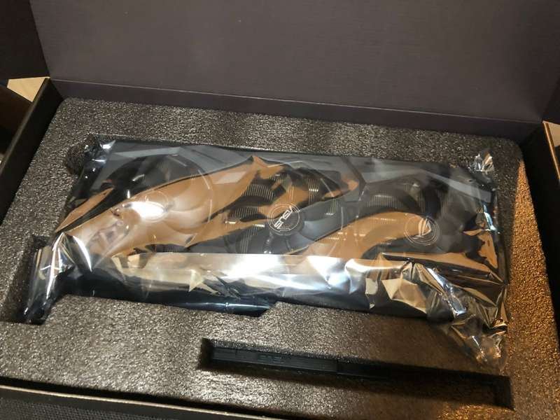 AMD Radeon 5700 XT Rog Strix 8GB OC Edition