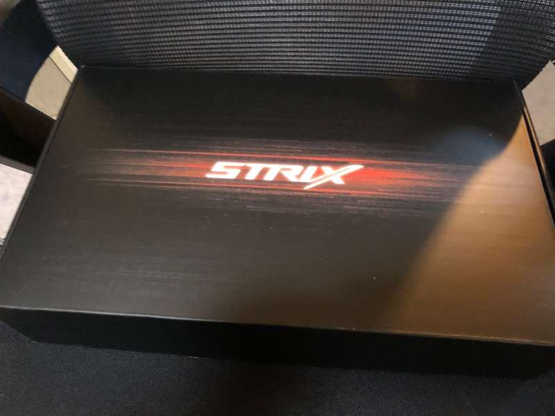 AMD Radeon 5700 XT Rog Strix 8GB OC Edition