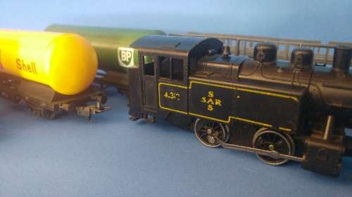 Lima SAR loco plus rolling stock X4