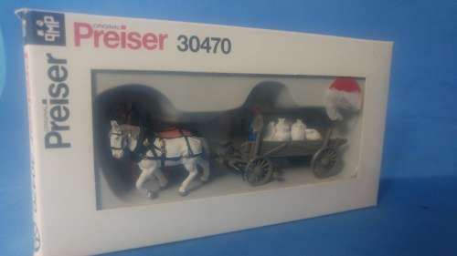 Preiser Farm wagon with sacks