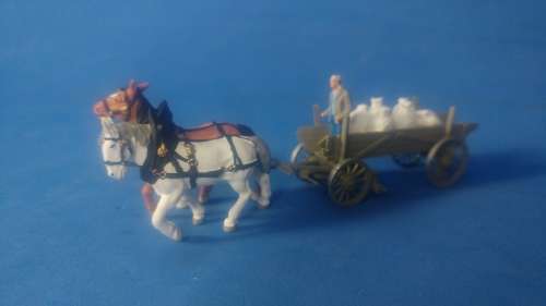 Preiser Farm wagon with sacks