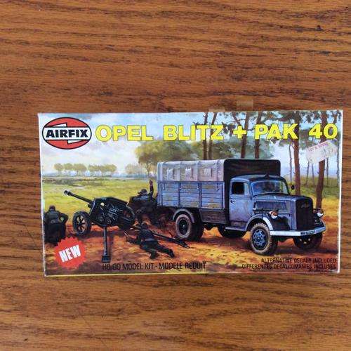 Opel Blitz and Pak 40 model