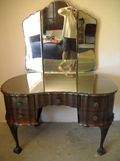 Solid Mahogony Dresser with mirror and glass top