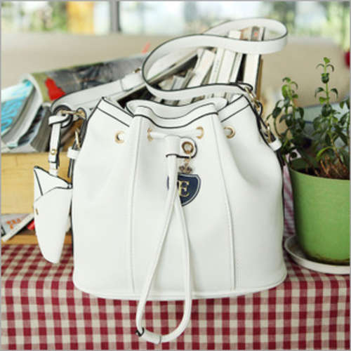 Fashion PU handbag,Bucket bag,loved by pop stars
