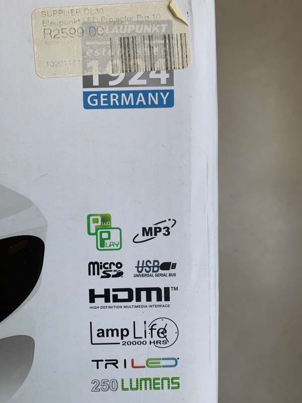 Blaupunkt -Full HD LED Projector PRO 10