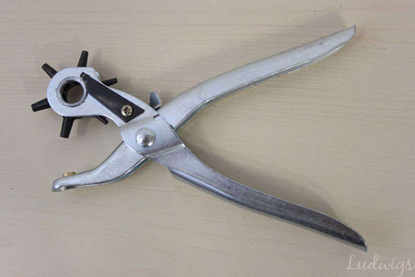 Leather Punch (Basic)
