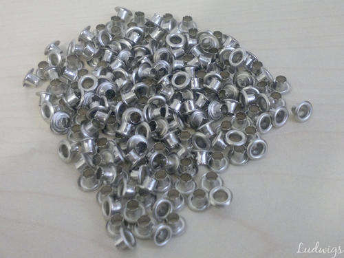 Eyelets (Nickel/Silver), Pack of 200 (5mm)
