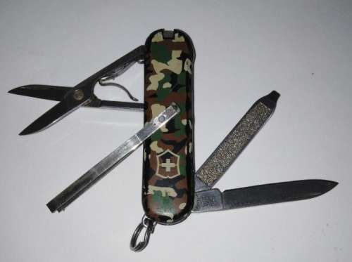 TWO CAMOUFLAGE VICTORINOX MULTI-TOOL KNIVES (SPARTAN AND CLASSIC MODELS)