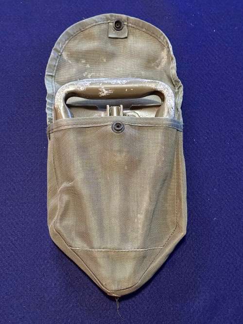 RECCE NIEMOLLER PATTERN Spade and Pouch